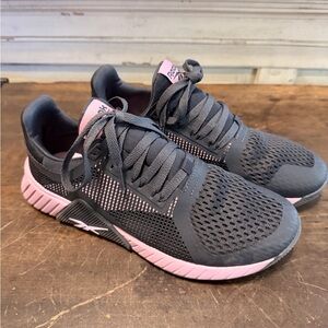 Reebok Women's Black and Pink Athletic Shoes-9